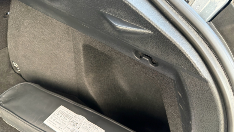 Toyota C-HR 1.8 Hybrid Design 5dr CVT Hybrid Hatchback